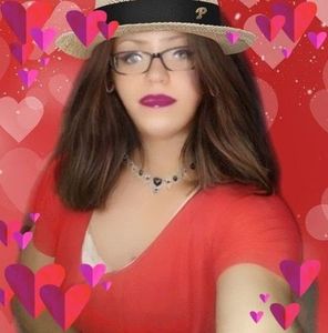 Meet your Posher, Sabrina